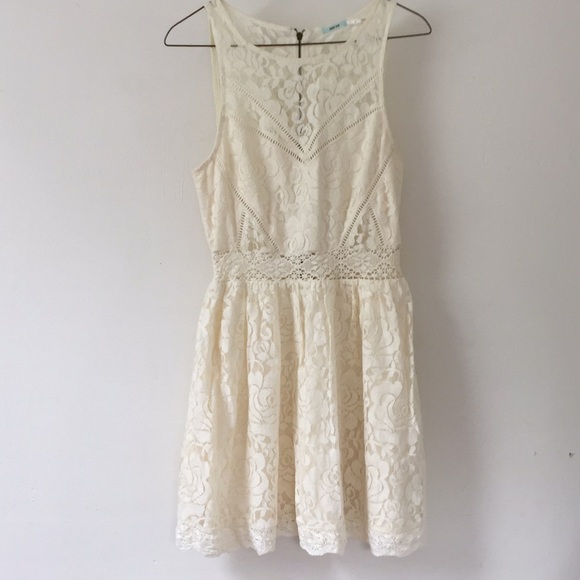 Kimchi Blue lace dress - Picture 1 of 4